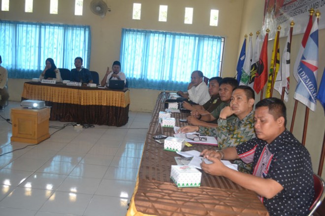 Suasana rapat koordinasi masalah persiapan pelaksanaan Kampanye Pilgub 2015.